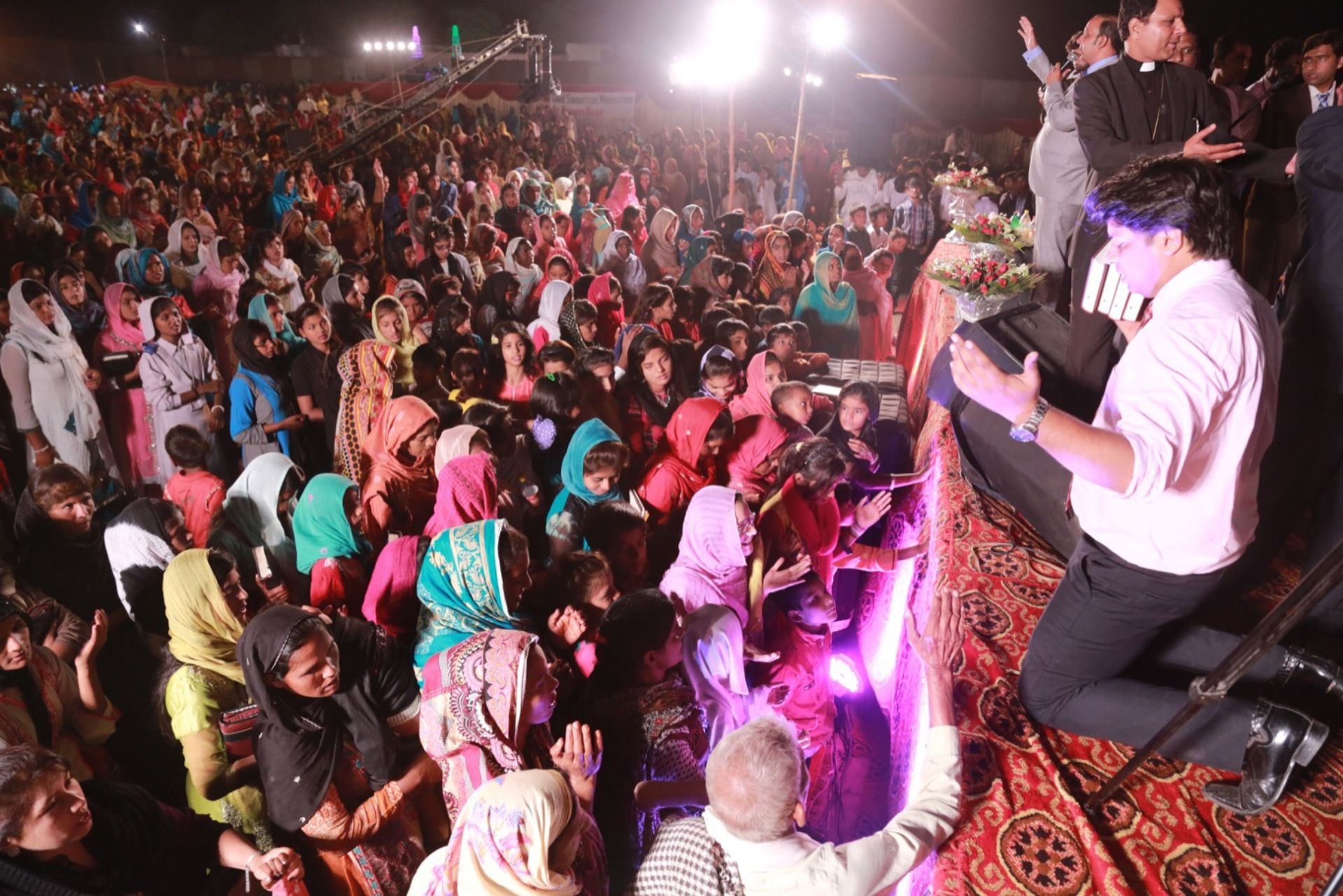 - Free Urdu Bibles Distribution | Giving Free Urdu Bibles Free Urdu Bibles Distribution - Gospel Crusade in Pakistan- Good Samaritan Ministries