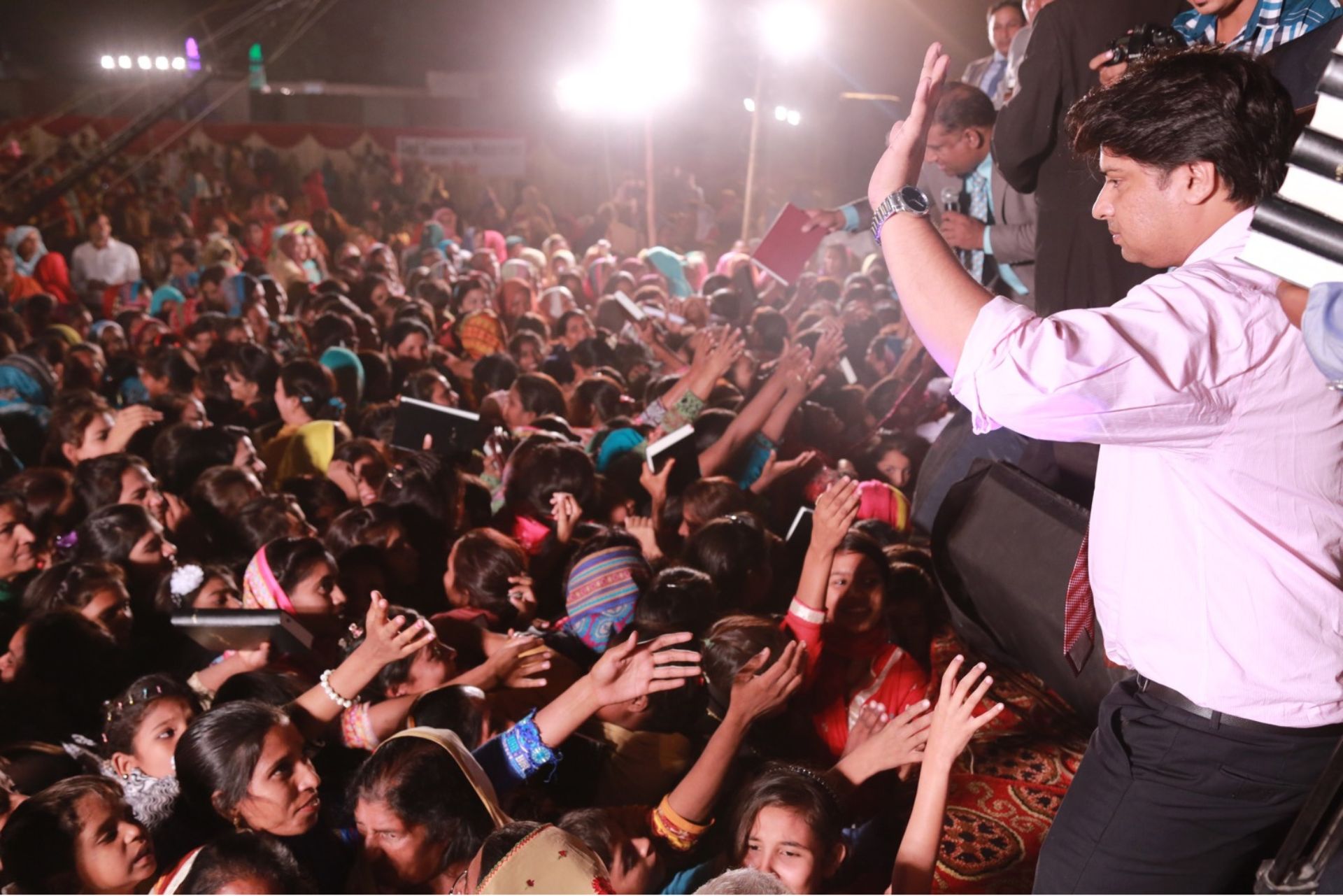 - Free Urdu Bibles Distribution | Giving Free Urdu Bibles Free Urdu Bibles Distribution - Gospel Crusade in Pakistan- Good Samaritan Ministries