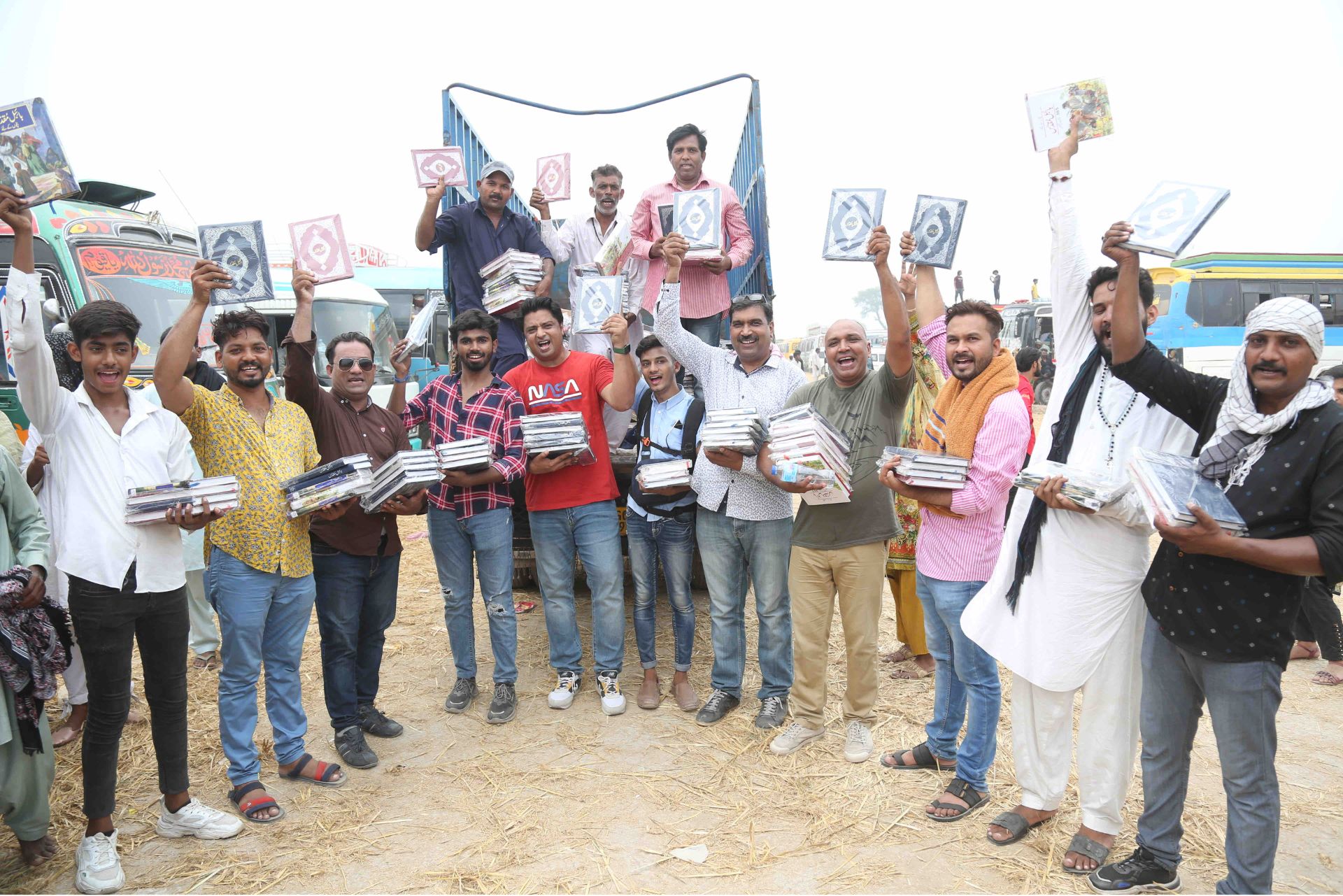 - Free Urdu Bibles Distribution | Giving Free Urdu Bibles Team of Pastors and Evangelists spreading God’s Word with Free Urdu Bibles distribution in Pakistan